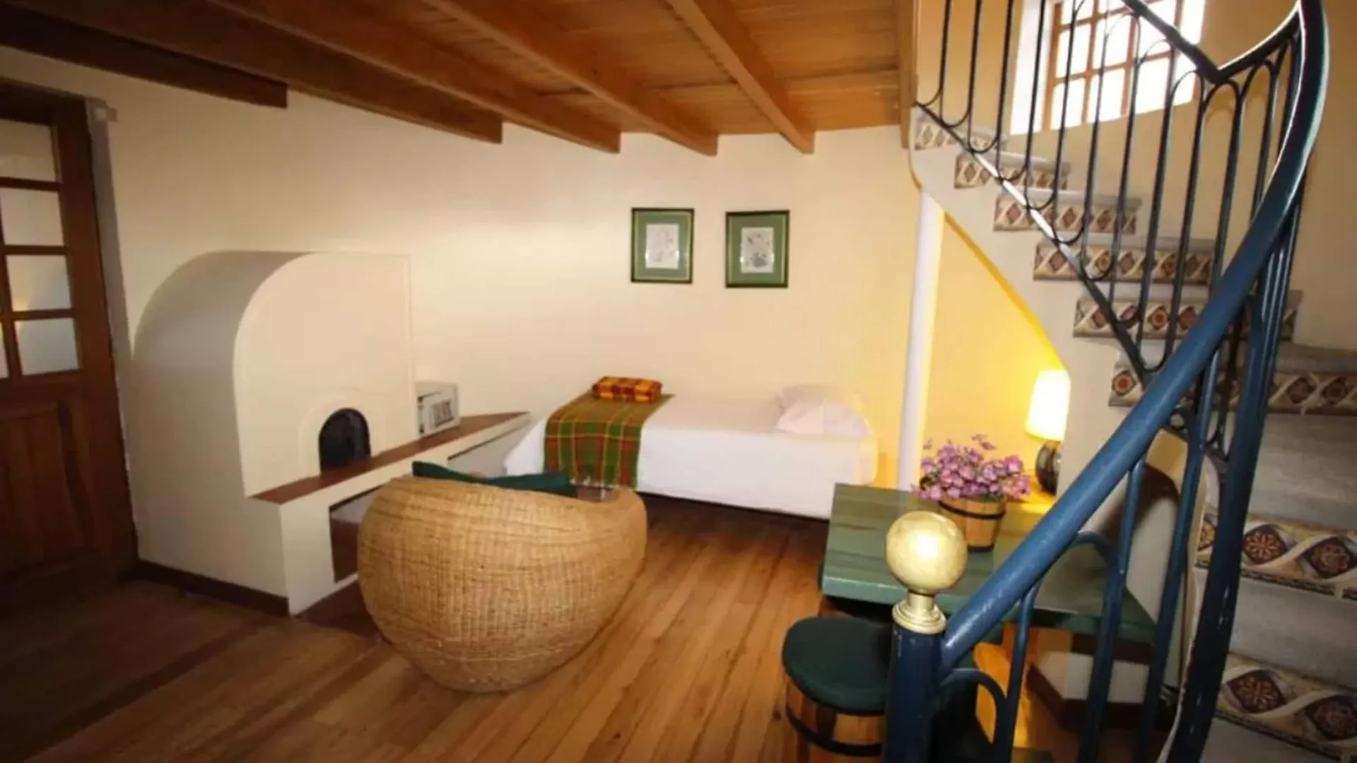 Hotel Vieja Cuba Quito