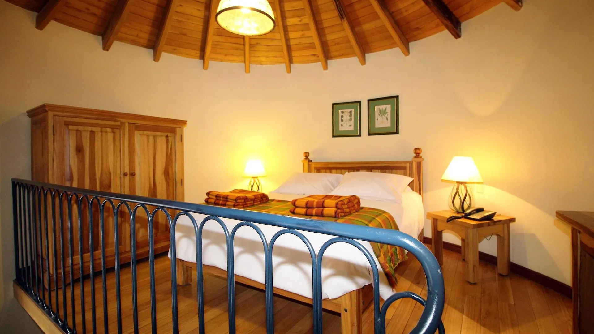 Hotel Vieja Cuba Quito