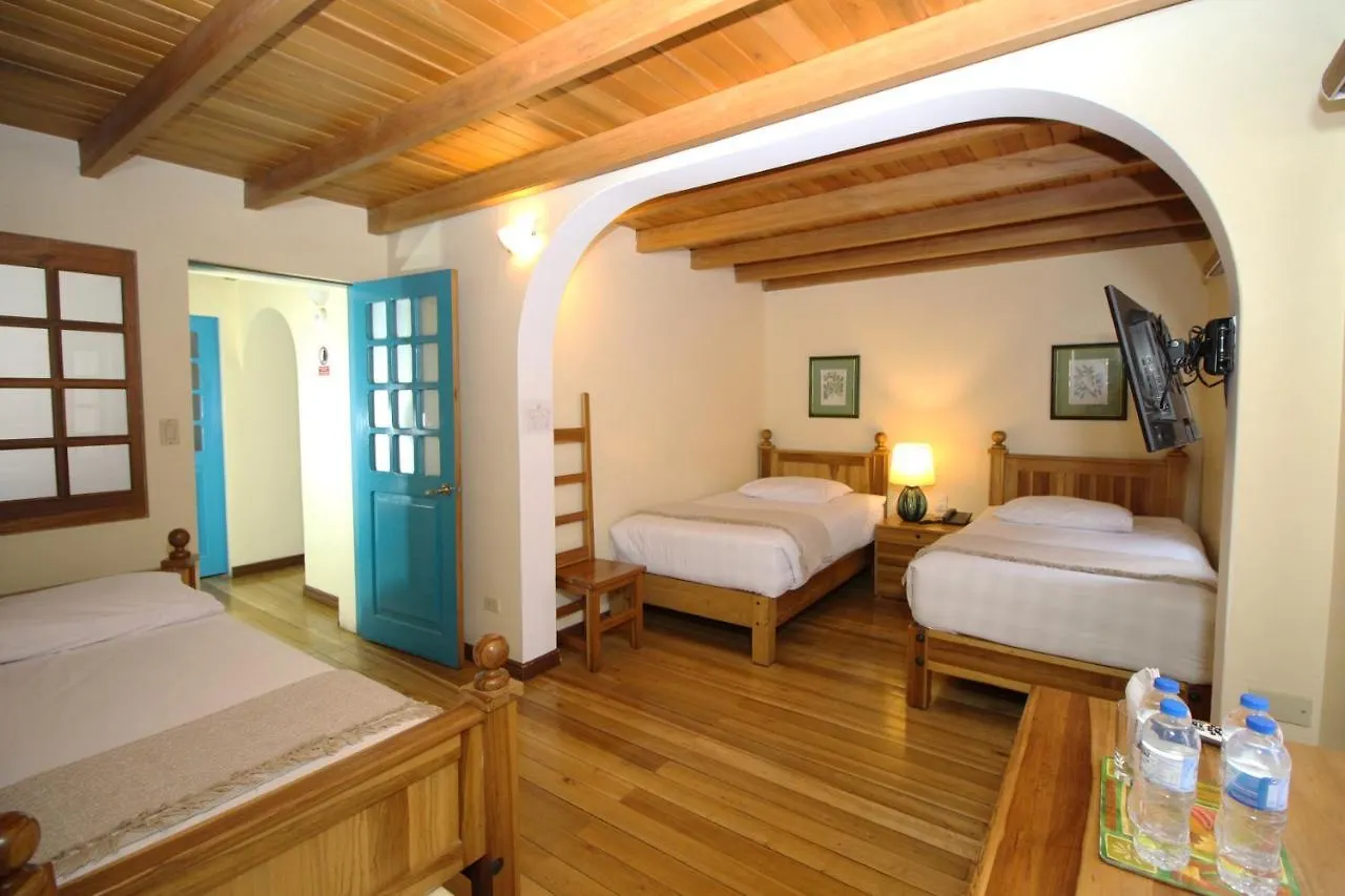 Hotel Vieja Cuba Quito