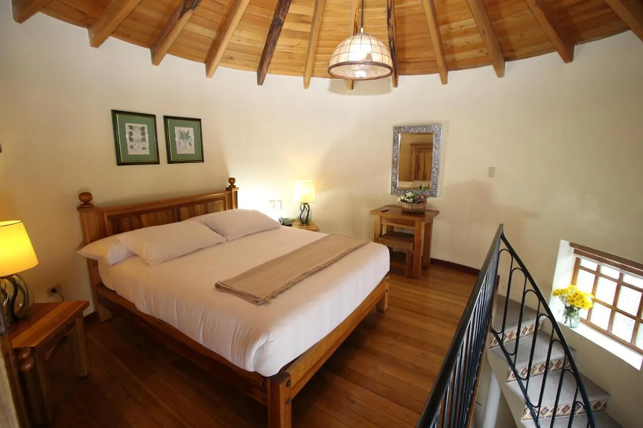 Hotel Vieja Cuba Quito
