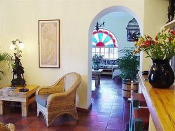 Hotel Boutique Vieja Cuba 3*, Quito