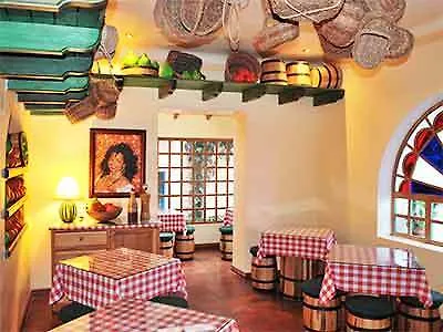Hotel Vieja Cuba Quito